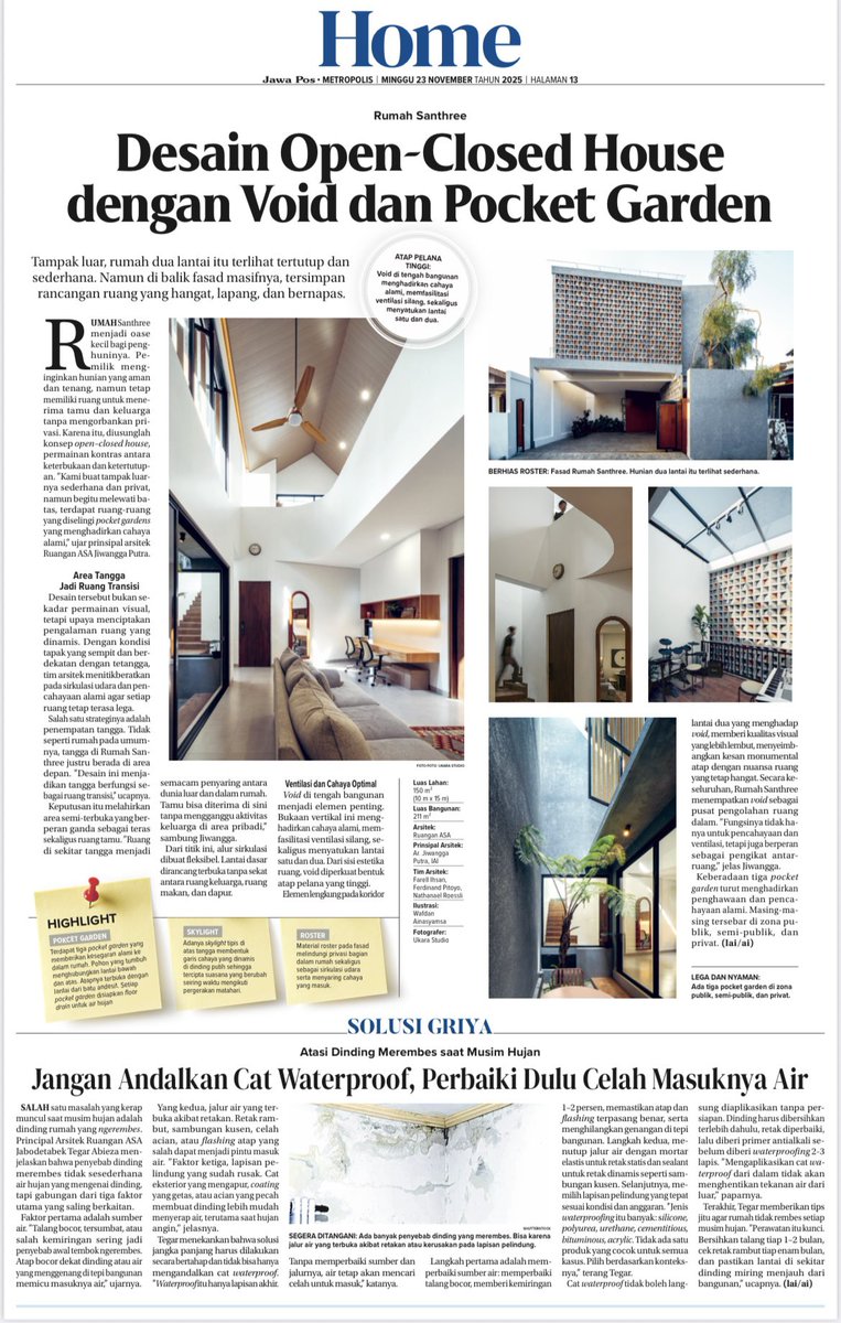 masjiwa24's tweet photo. #RumahSanthree di @jawapos edisi 23 November 2025

Arsitek: @ruanganasa
Prnsipal Arsitek: #jiwanggaputra 
Tim Arsitek: Farell Ihsan, Ferdinand Pitoyo, Nathanael Roessli
Ilustrasi: Wafdan Ainasyamsa
Fotografer: Ukara Studio https://t.co/OD8kgaVy5i