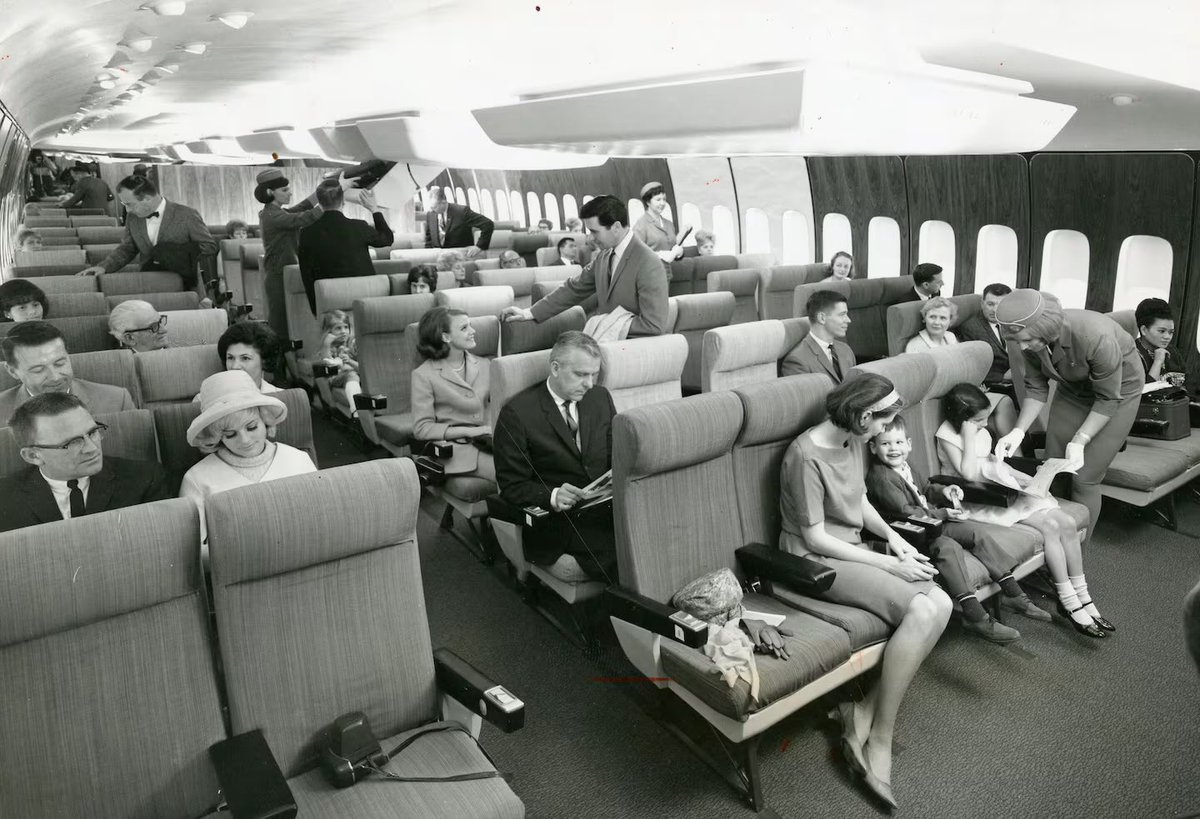 JeremyTate41's tweet image. This is how people dressed to fly in the 1960s. Can we make this normal again? 

Today Transportation Secretary @SeanDuffyWI said, “Let&apos;s try not to wear slippers and pajamas as we come to the airport.”