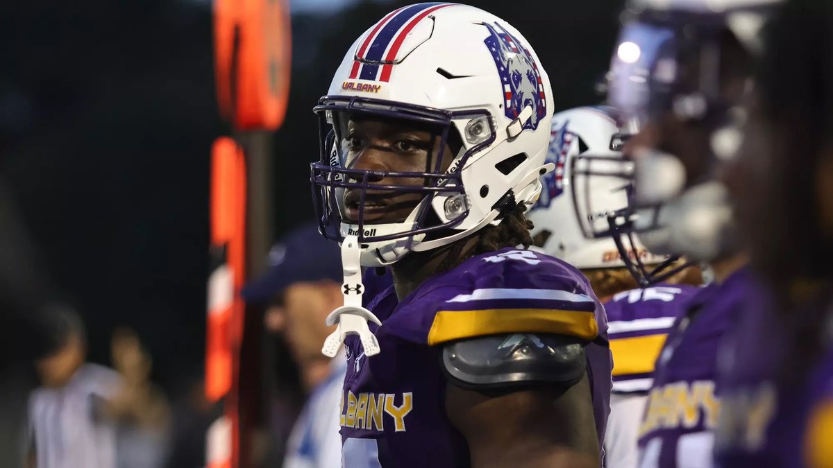 Albany EDGE Balansama Kamara plans to enter the transfer portal, a source tells <a href="/On3sports/">On3</a>.

The 6-3, 257-pound pass rusher posted 13.5 TFLs, 7.5 sacks, 3 forced fumbles and 67 total tackles this season. Has 1 year of eligibility remaining.

on3.com/transfer-porta…
