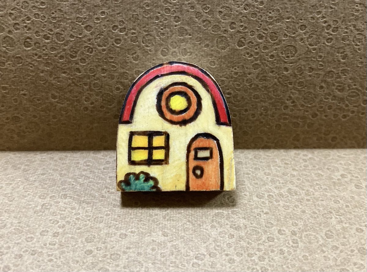 ゲムマ25秋お迎えグッズ ２

お家駒
ノスゲム<a href="/northgame_p/">ノスゲム</a> 

きっかけ：Xのポスト

同じ形で窓や扉もありましたが、カラフルで可愛いお家を選びました💕