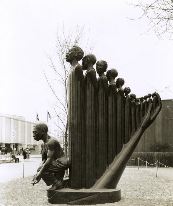 'The Harp' by Augusta Savage, US sculptor associated with the Harlem Renaissance. Her sculpture was displayed at the 1939 World's Fair in New York City #womensart