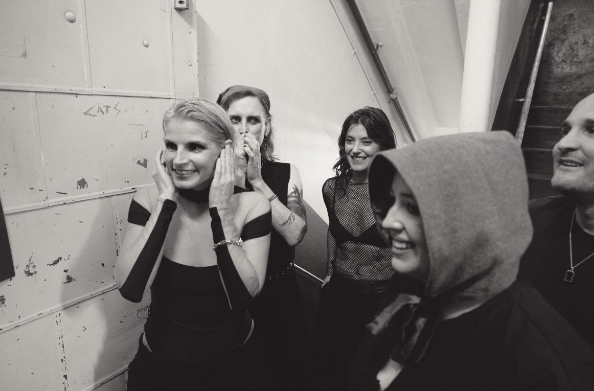 Sharon Van Etten tweet media