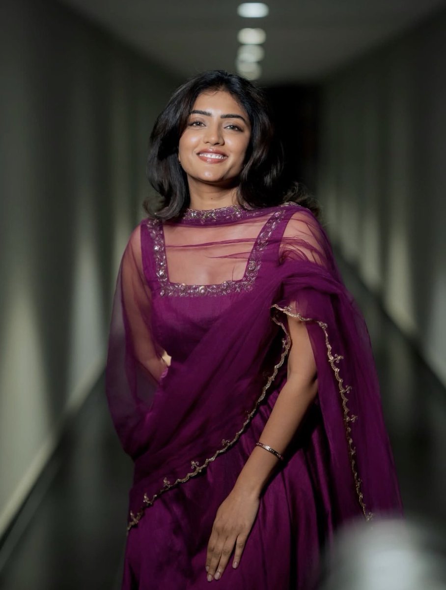 filmcrazymedia's tweet image. #EeshaRebba ❤️