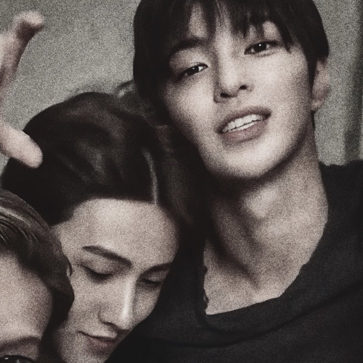 eomseoji's tweet photo. don't you love when keonhyeon looks so comfortable to each other? https://t.co/RggQCyd53n