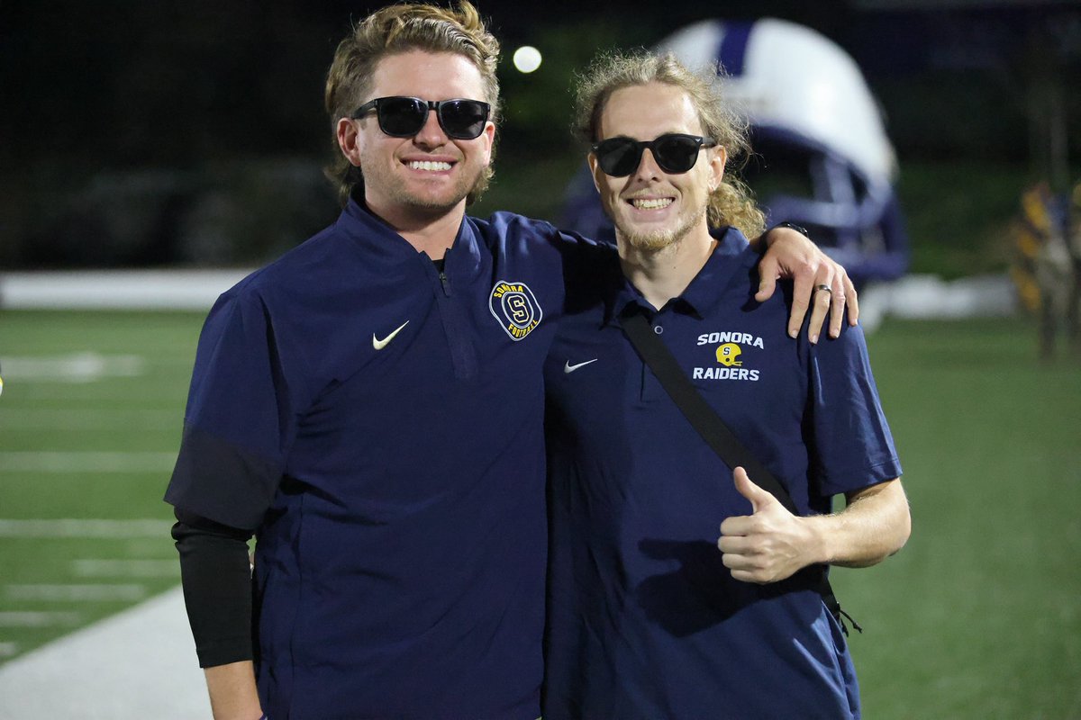 Coach_TThornton's tweet image. Proud to announce that @ChancellorGrady was named All Conference!! 🏴‍☠️ my 1st all conference WR that I’ve had the privilege of coaching. Grady was also named Offensive MVP for our team. He is a great kid &amp;amp; this is only the beginning for G ❗️@coastfball