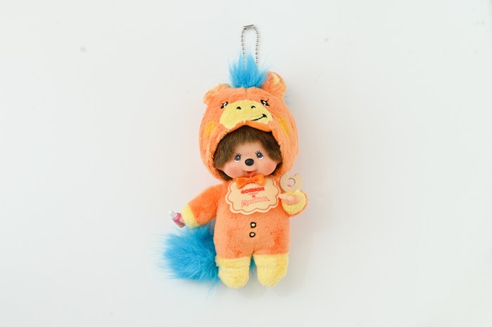 モンチッチとGOEMONのコラボぬいぐるみ第2弾！ 湯布院の辻馬車を