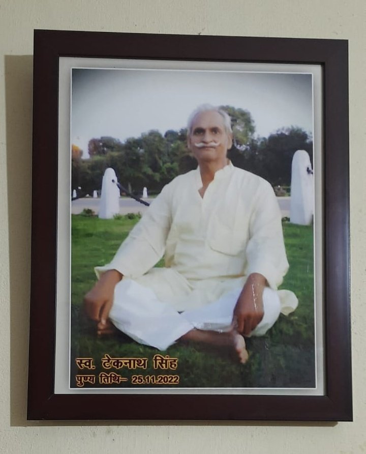 SachSynapse's tweet image. Today marks the third death anniversary of my beloved Dadaji, Pujya Baba…
Three years without him, yet it feels like only yesterday he was here, filling every room with his gentle light.

Every time I close my eyes, I see his smile, that quiet, knowing smile that could calm any…