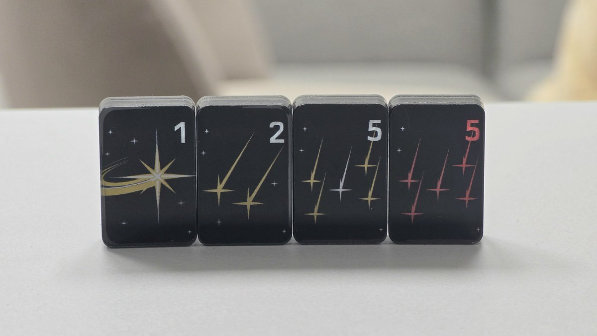 honroutou_nya's tweet image. 드디어 그나마 합리적인 가격에 제작할 수 있는 아크릴 마작패 샘플 성공!!