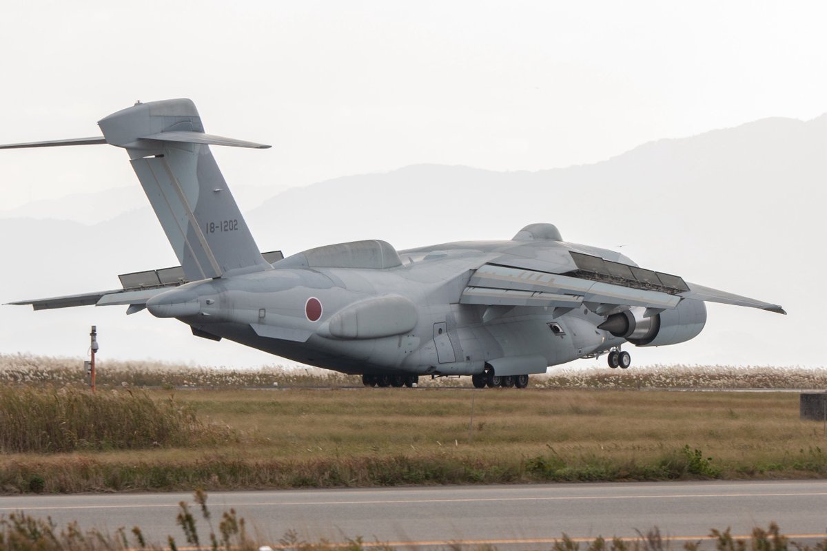 heiheiwarawara's tweet image. 電子飛行測定隊 RC-2

山陰らしく大山とセットで