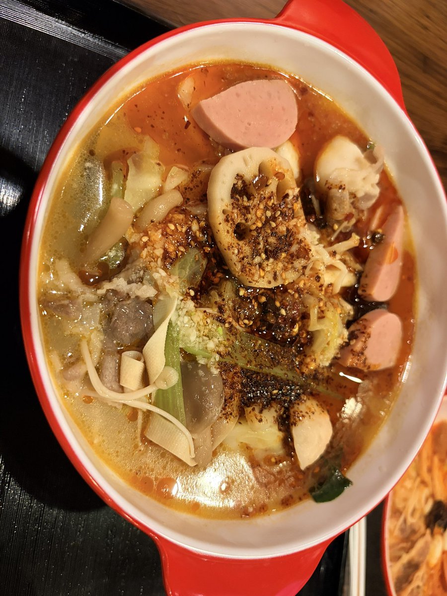 takabu_pandas's tweet image. 職場近くの火鍋屋がランチに麻辣たんはじめたー！
嬉しい。。。！味も本格的…