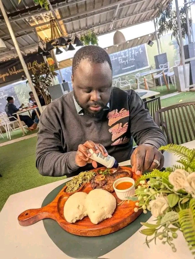 Akometsi tweet media