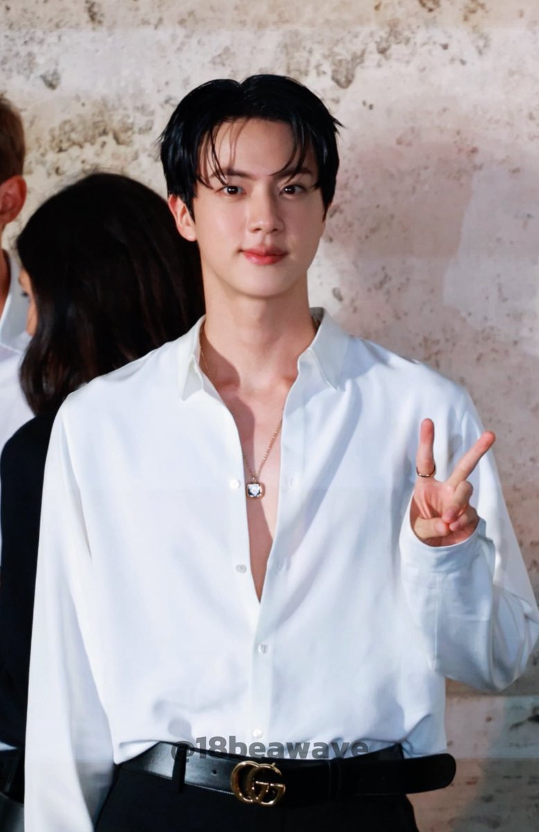 i18bw's tweet image. 250923
✌️
#BTS #방탄소년단진 #김석진 #석진 #진 #Gucci #BTSJIN #JIN @BTS_twt
