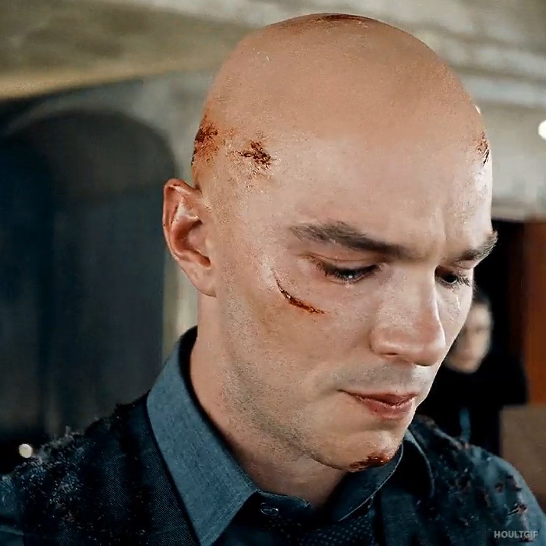 SillyFreakuency's tweet image. Back here bc I&apos;m starting to think that having a beautiful cry face is a requirement to be Lex