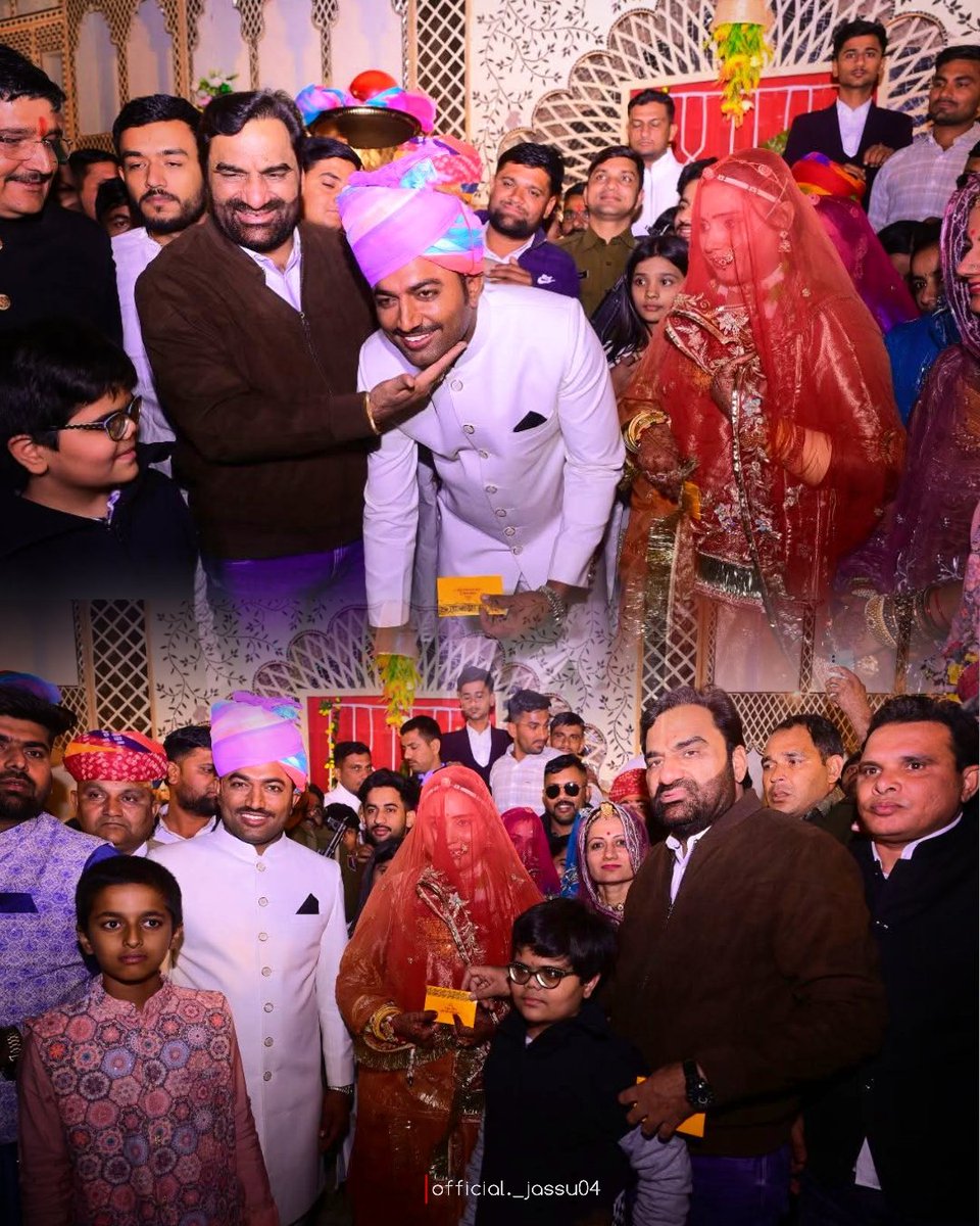 😊
<a href="/hanumanbeniwal/">HANUMAN BENIWAL</a> <a href="/DoliThansingh/">Than Singh Doli</a>