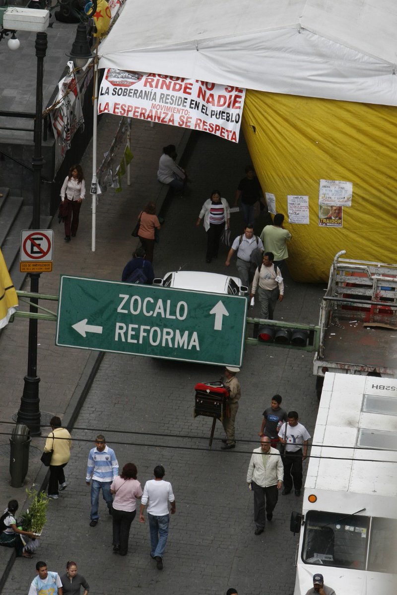 Resulta que ahora el régimen se horroriza por la obstrucción de vías principales.
Y amenaza perseguir a transportistas y campesinos por demandar seguridad, justicia y certeza jurídica 
¡Cuánta desmemoria!