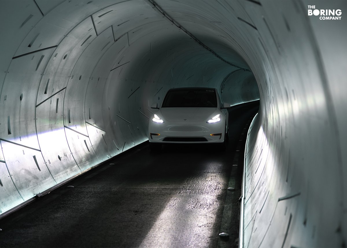 FOXNashville's tweet image. As work begins on a 19-mile tunnel, The Boring Company is seeking approval to extend the project under Broadway. In a public forum, officials outlined timelines and answered several new questions. Hear more about it: bit.ly/4ikc9g6

Photos: The Boring Company