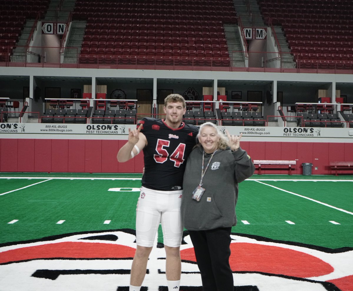 Blessed to announce my commitment to the University of South Dakota! Firstly, want to give praise to the Lord for allowing me to have this ability and opportunity! Also want to thank my family for the unwavering support + all my coaches for all their support and work! #goyotes