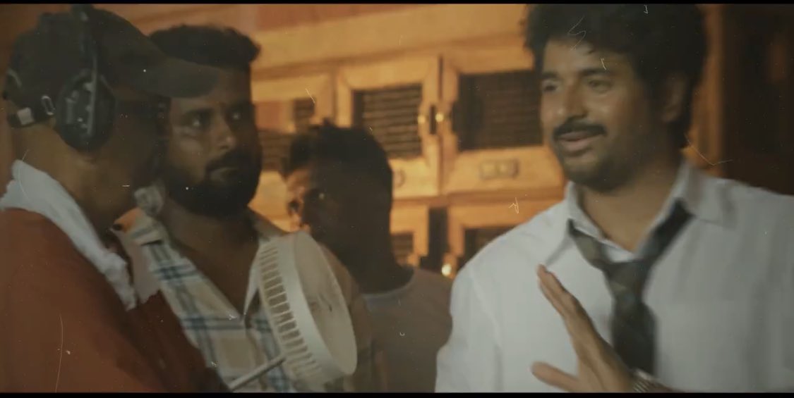 yourgirl5thid05's tweet image. Loosen tie 🥵