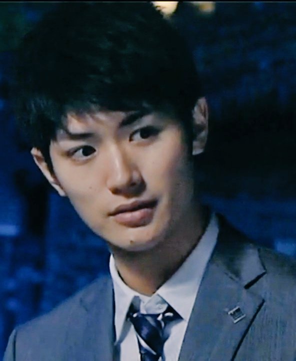 ✡三浦春馬新聞　三浦春馬　2017年 三浦春馬 ふれる」書影 (c)2015 Magazinehouse.Co.,ltd. - 役者は