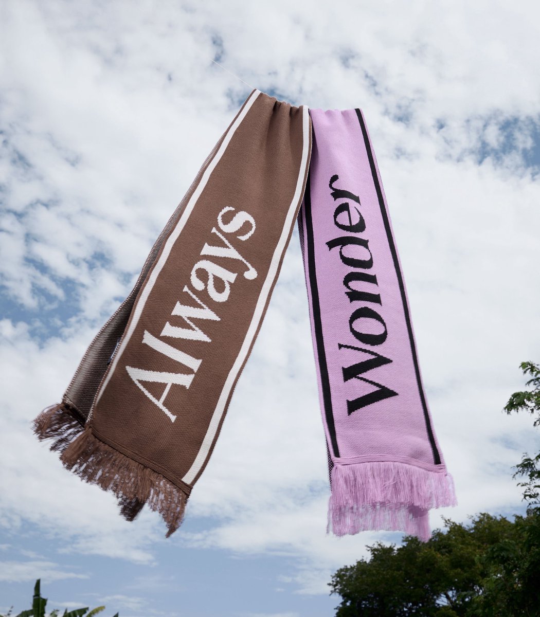 AlwayswonderCo's tweet image. Game on. Meet the AW Motion Cheer Scarf, your new sideline essential! ⚽️🧣

The ‘In Motion’ Collection launches Nov 27, 2025, at 12:00 PM (GMT+7) via:
🌐 Website: alwayswonder-co.com
🔗 LINE Shopping: shop.line.me/@alwayswonder.… 

#AlwaysInMotion #AlwaysWonder