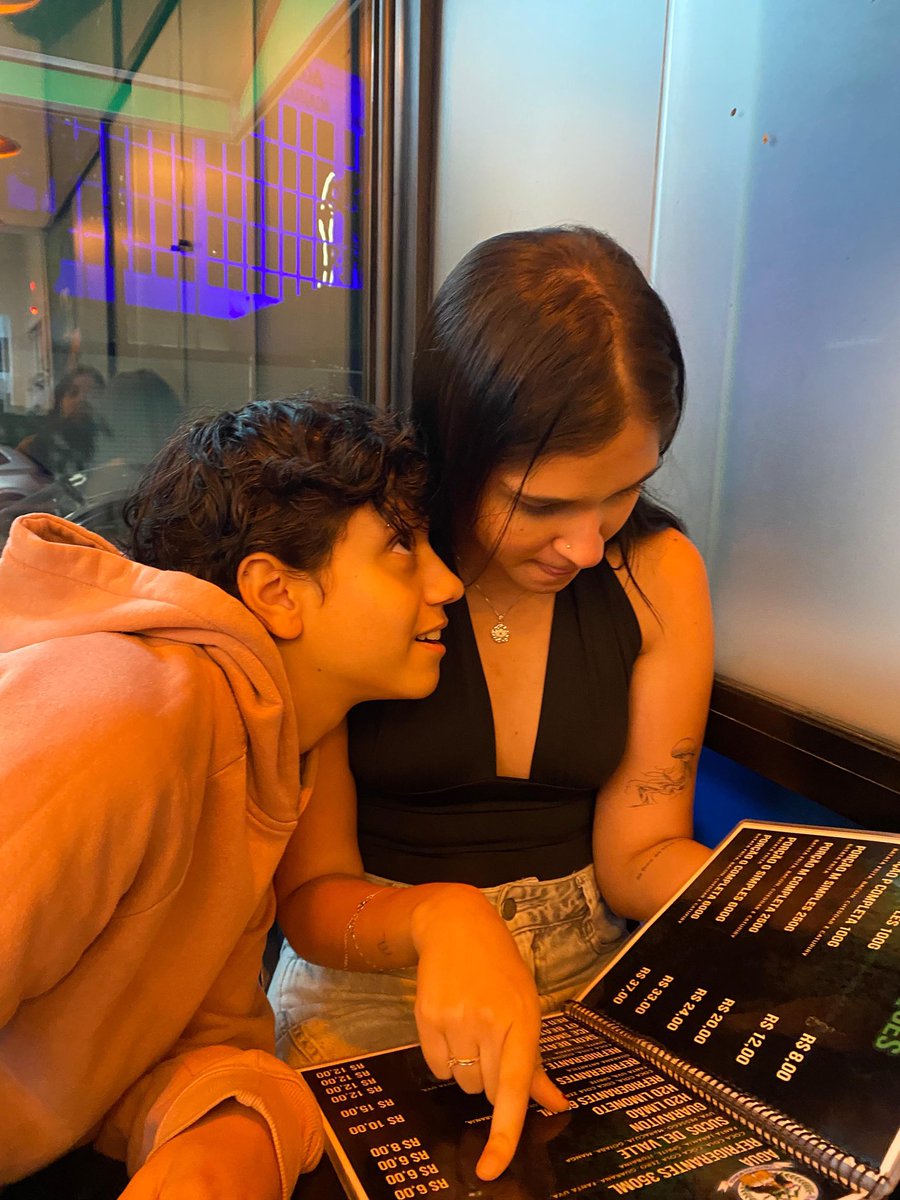 manucomtts's tweet image. my name is whatever you decide