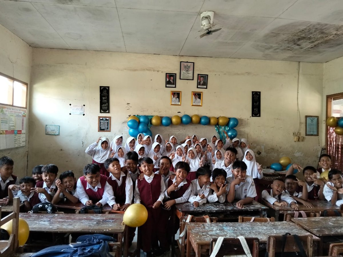 Inilah sekolah kami SDN Padukuhan Desa Pangkalan Kecamatan Losarang Kabupaten Indramayu.
Kepala sekolah yang terjerat kasus, BOS yang tidak jelas.
Mohon dicek pak <a href="/DediMulyadi71/">Kang Dedi Mulyadi</a>, Pemda <a href="/indramayu/">Indramayu</a>, <a href="/jdihdikdasmen/">JDIH Kementerian Pendidikan Dasar dan Menengah</a>