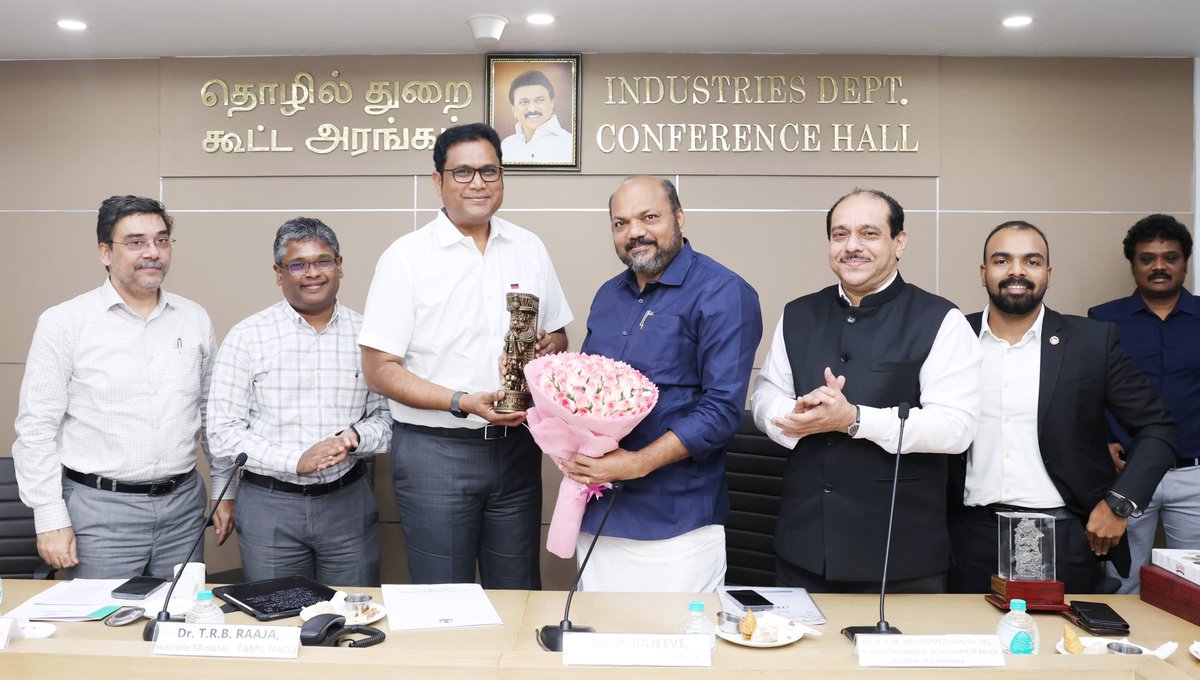 TRBRajaa's tweet image. #Kerala 🤝 #TamilNadu: 
God’s Own Partnership ; )

Thrilled that Kerala and Tamil Nadu are building a model for inter-state cooperation that is collaborative, positive and focused on results.

It was only recently, post an event in Delhi on the 11th of November, at a dinner table…