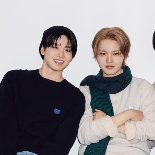 ba11yy00's tweet image. “how is he?”                    “he&apos;s still with me”