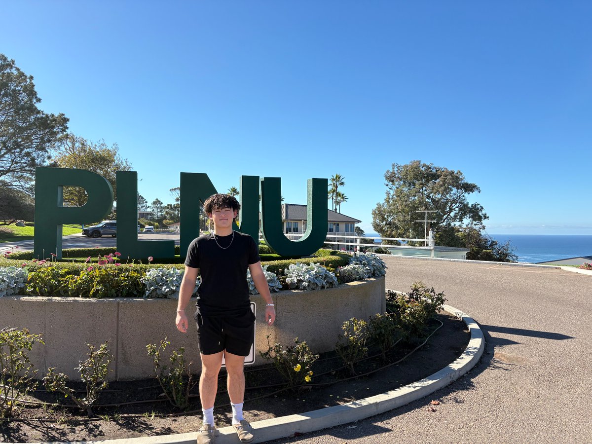 drivermj's tweet image. Great visiting @PLNU yesterday! The #plnubaseball field is out of this world. Hope to play on it!