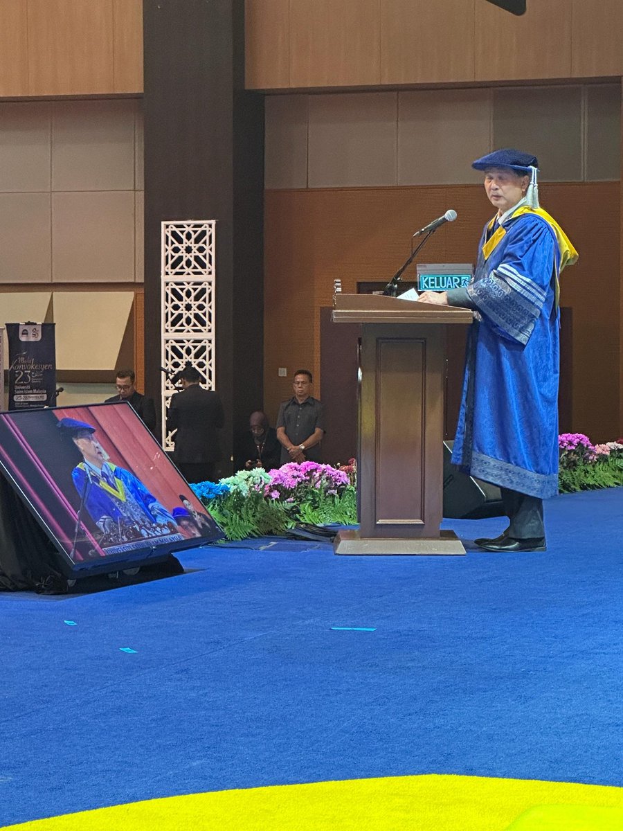 DGHisham's tweet photo. I am honored and humbled to have been awarded an honorary doctorate degree in Medical Science from Universiti Sains Islam Malaysia (USIM) during the 23rd Convocation Ceremony this morning. My gratitude to Her Majesty Tunku Ampuan Besar, Negeri Sembilan Darul Khusus, Tuanku Aishah Rohani Binti Almarhum Tengku Besar Mahmud, for conferring this award. 

My heartfelt thanks to the Tuanku Chancellor, the Pro-Chancellors, Vice-Chancellor and the entire academic fraternity of USIM for their affection and this great honor. This award is a recognition of the commitment and dedication of all frontline workers and health professionals across the country, despite all the challenges and tribulations. I am also proud to have witnessed the success of all USIM graduates who received their degrees this morning. 

Every recognition is a blessing that strengthens my resolve to serve humanity with greater humility and love. Finally, I wish to express my deepest gratitude and love to my wife and children for their unwavering support all these years.