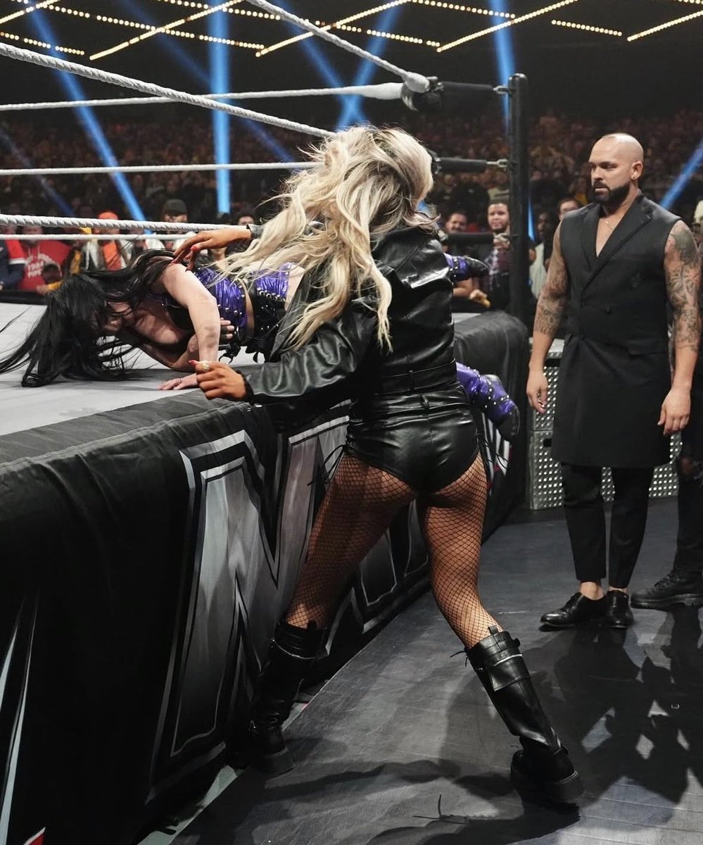 Cultivate the mind. 〢 NOT @izzi_wwe tweet media