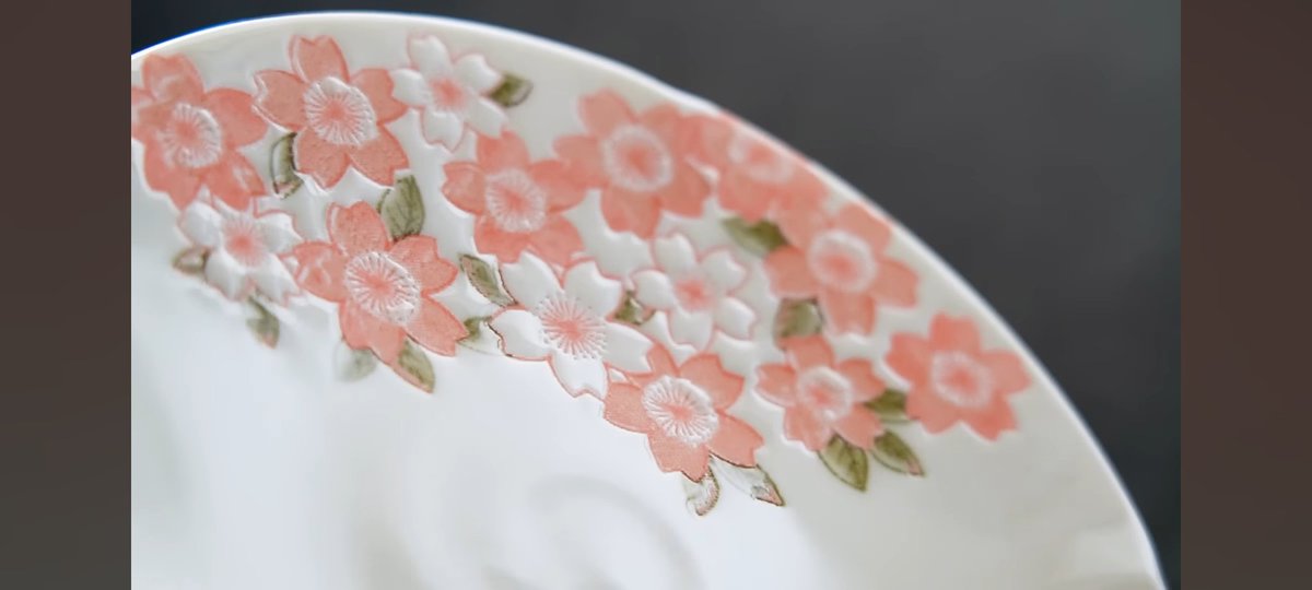 Speaking of sakura, someday I'd love to get some Sakuraco boxes.  Even without the delightful snack adventure and booklets, I looooove that each box comes with a piece of kitchenware.  They're all so pretty.
