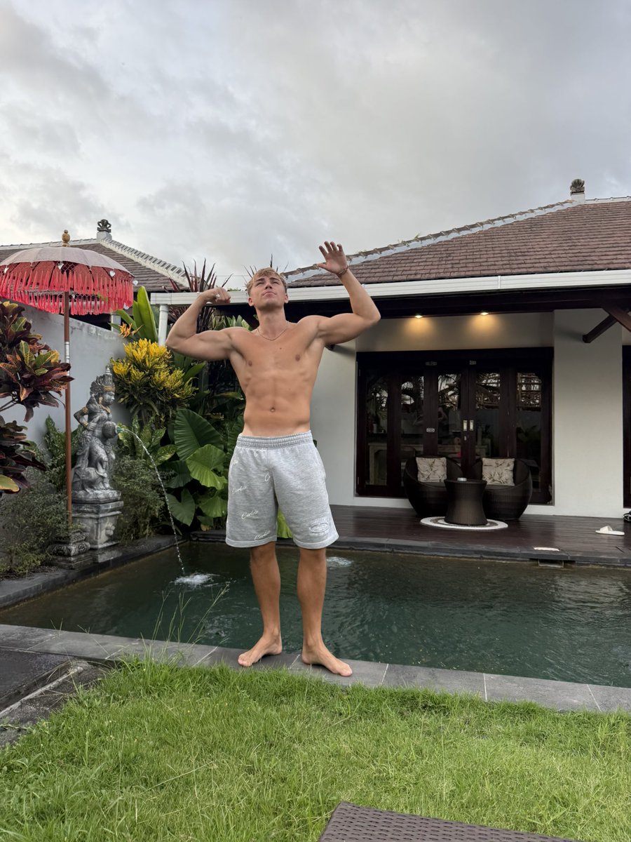 Easy life when you have cards at your disposal.