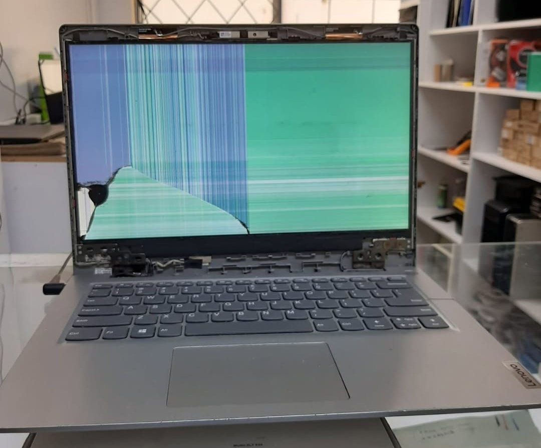 B_techComputers's tweet image. 💻 Cracked or Dead Laptop Screen? We’ve Got You Covered!

We repair screens for ALL laptop brands — MacBook, Dell, HP, Lenovo, ASUS, Acer, Samsung &amp;amp; more!

✔️ Most affordable prices in town
✔️ Premium quality replacement screens
✔️ Same-day service available

📞 0711 686637