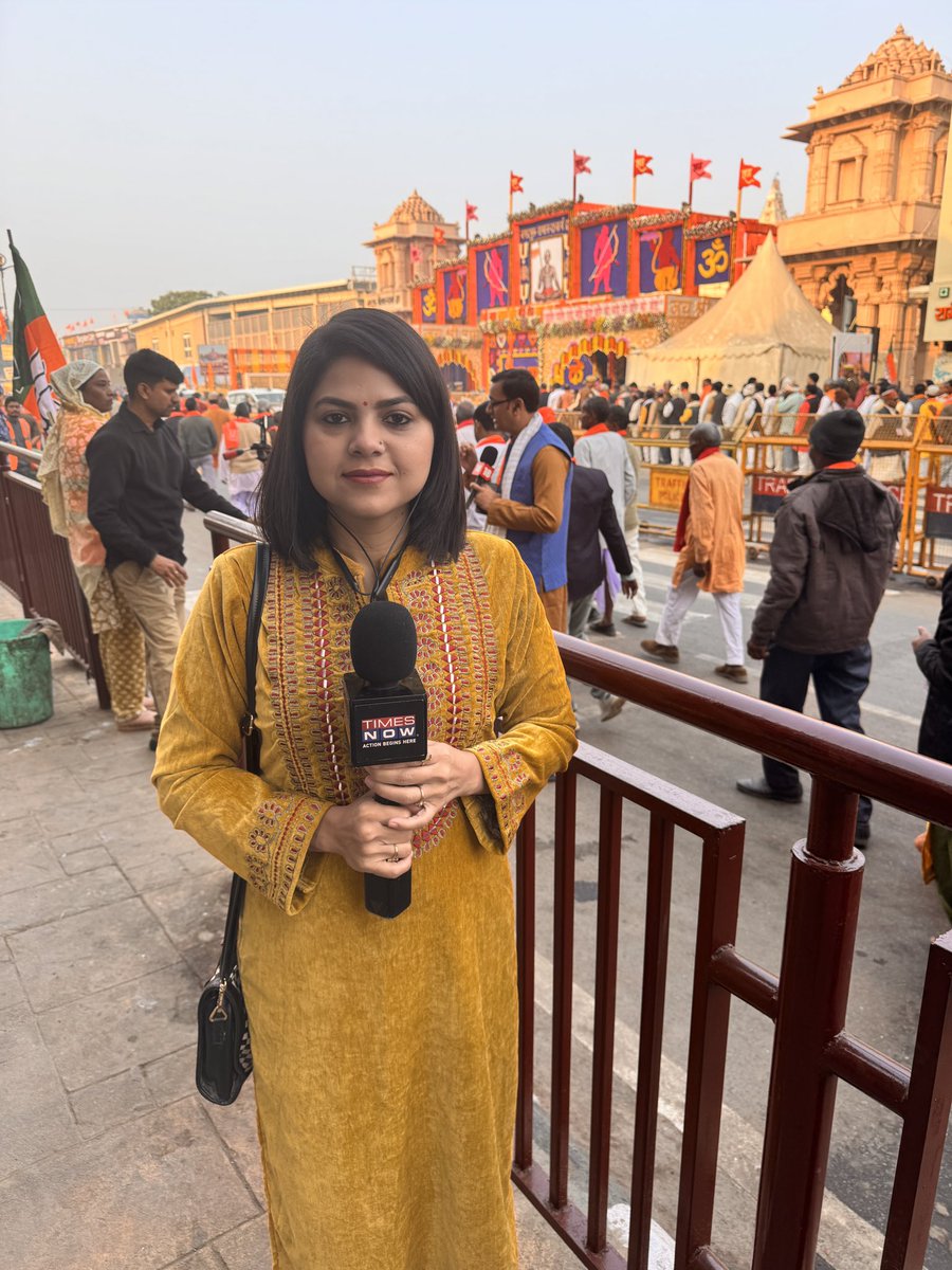 Swatij14's tweet photo. Dhwajarohan at Ram Temple. https://t.co/5vNsw9GRJ4