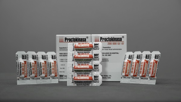 SuselyMorfaG's tweet photo. 🚨 10 millones de estadounidenses sufren cada año enfermedad hemorroidal aguda. 🇨🇺 Cuba desarrolló Proctokinasa, un tratamiento innovador que evita cirugías invasivas. El bloqueo impide su acceso 😔. https://t.co/zqfLI6a3ay