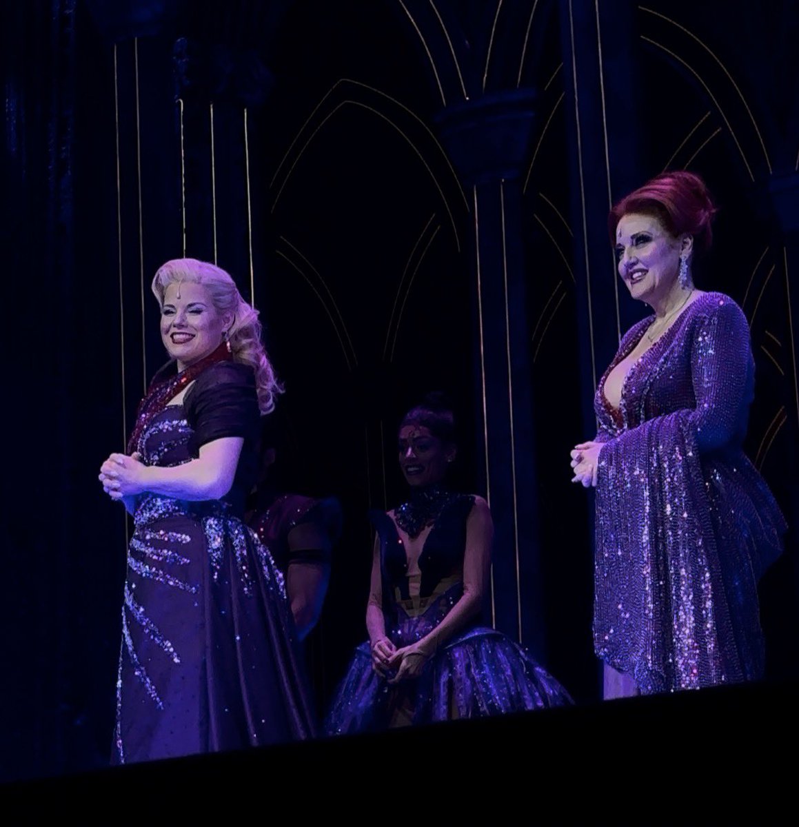 Earthcervivor's tweet image. Their synchronization rate is frighteningly high