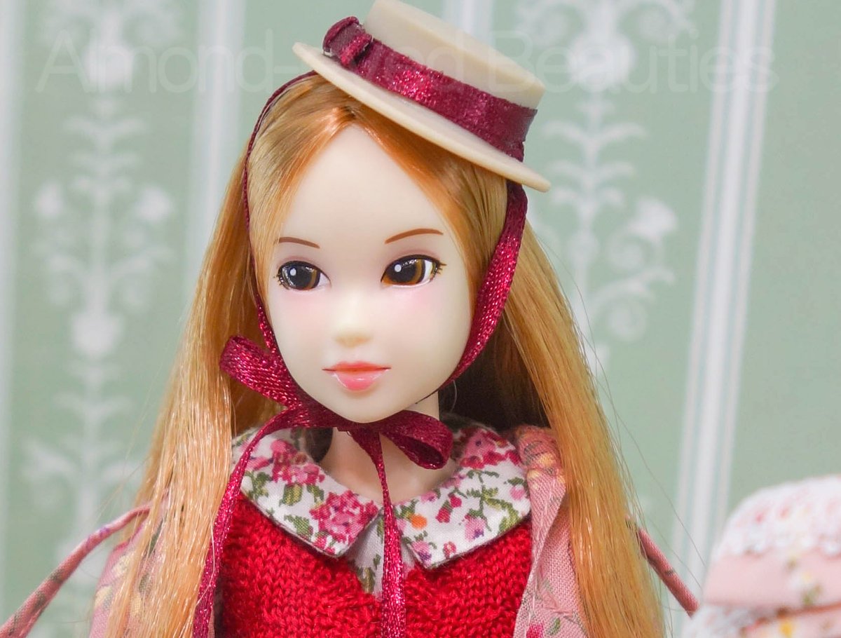 Today's momoko 2512さんの着せ替えサンプル展示 お顔アップ。 可愛い