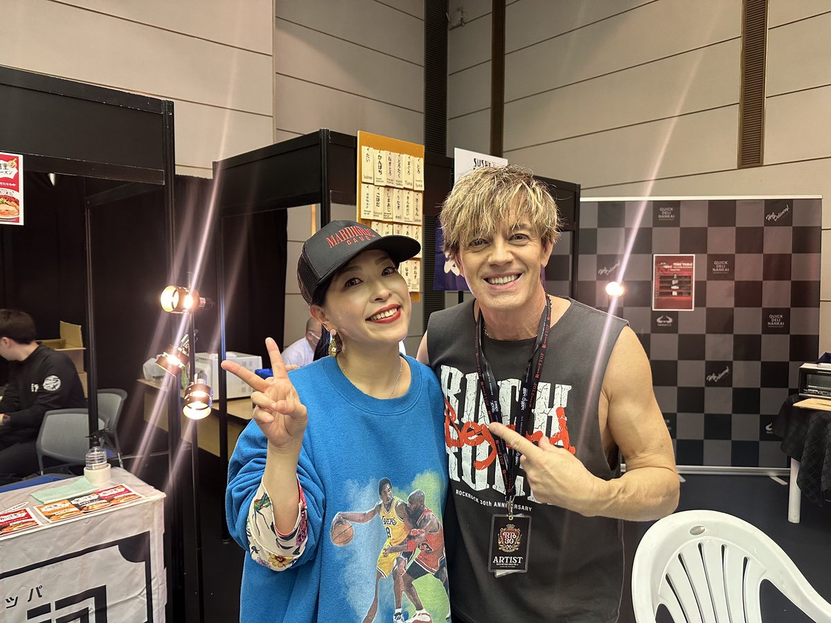 fc_satoko's tweet photo. #rockbeyondrock2 #rockrockbar  #30周年

黒夢のサポートで出演致しました。
いつどこで何をやっていても黒夢はかっこいい。
共に演奏させて頂いて光栄の極みでした♡
LOUDNESS、マイケルモンロー、B'zというすごい豪華なフェスでしたが、先輩たちが本当にチョーかっこよかったです♡ https://t.co/QmrMRDDaGE