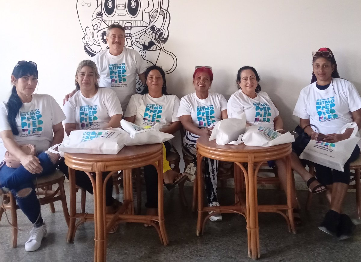 En el Policlínico Rafael Echezarreta en la capital de #Mayabeque un talentoso equipo de trabajo implementa la PrEP (Terapia de pre exposición al VIH)para reducir las probabilidades de contraer esta enfermedad. #CubaPorLaVida #JuntosPorMayabeque #CubaEstaFirme