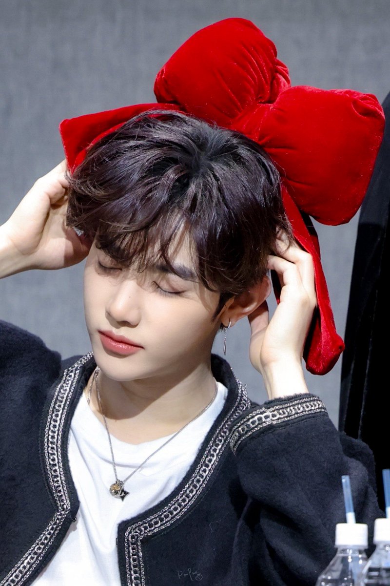 _haopaopao_'s tweet image. 251103 

Put a ribbon on a pretty boy~

#장하오 #章昊 #ZHANGHAO #ジャンハオ #ZB1 #ZEROBASEONE #제로베이스