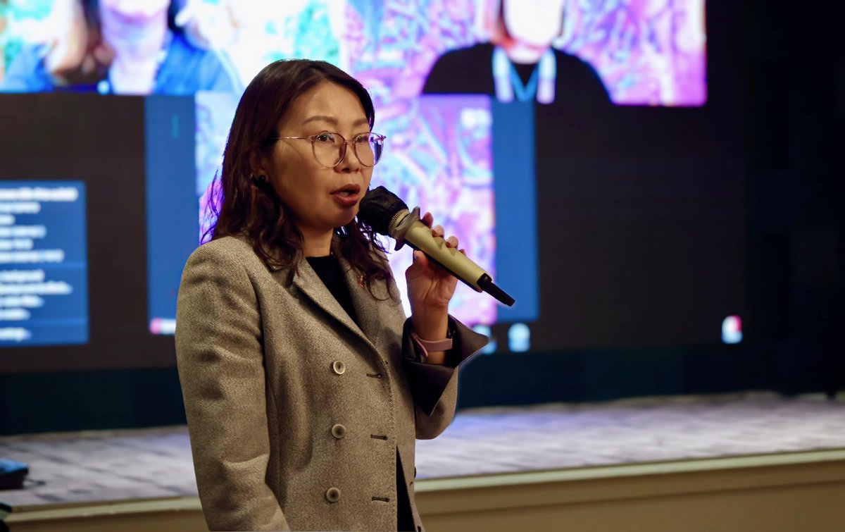 [English Below]
МУУҮА нь Австралийн Тэтгэлэгт Хөтөлбөрийн санхүүжилтээр Күинсландын их сургуультай хамтран “Carbon Conscious Mining” 🌱⛏️ сургалтыг зохион байгууллаа.

Уг сургалтад манай гишүүн байгууллагын холбогдох чиглэлийн 18 мэргэжилтэн 👩‍🏫👨‍🏭 3 сарын турш хамрагдаж, уур