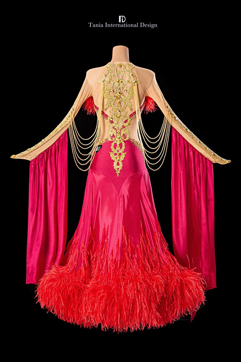 ✨オーダーメイド・スタンダードドレス完成！✨ チェリーレッド