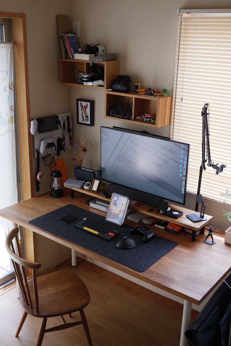 blky3's tweet photo. @world_gadgets2 ホワイトオーク素敵です！自作のシェルフと入れ替えてみたい！ https://t.co/avCtTy73x6
