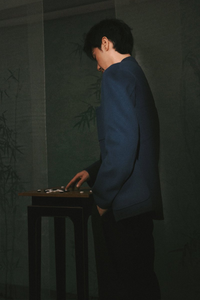 fandoestrans's tweet image. #BaiYu new released photos

4/5