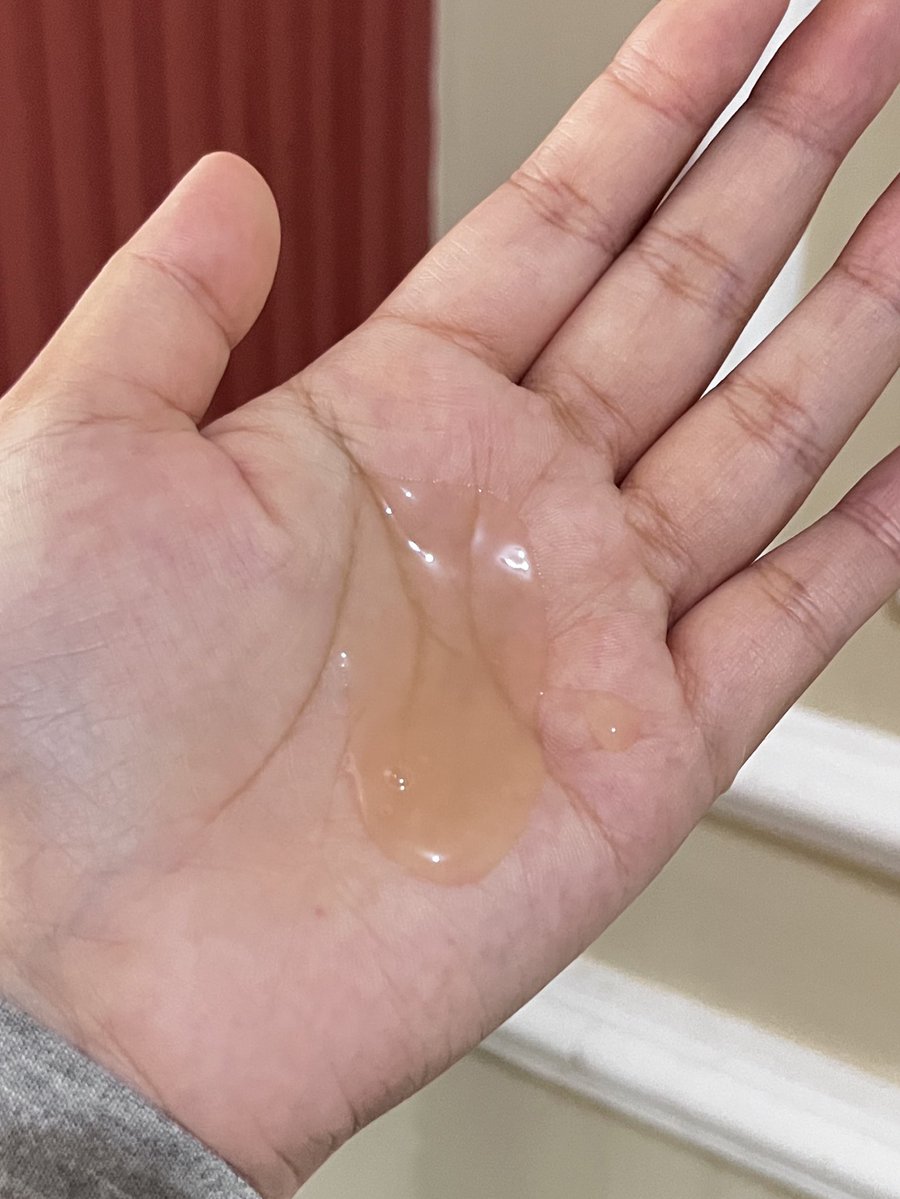 shampo gentong satu ini selain WANGINYA ENAK POLL bisa bantu ngurangin RAMBUT RONTOK karna udh ada 5x multivitamin herbal complex ✨