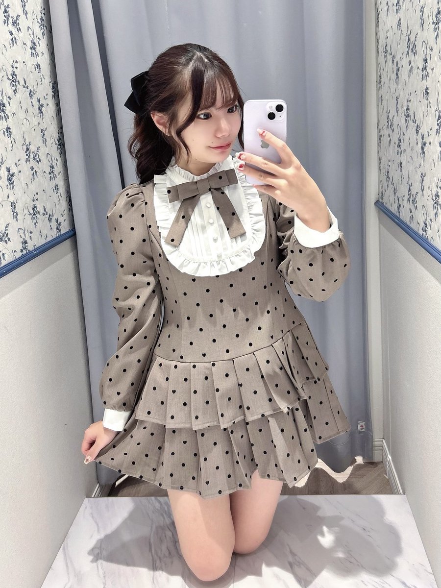 evelyn ティアードミニOP 長袖 CK evelyn新宿店🧸🤎 ♡ プリーツティアードミニOP ♡ color : BR / CH