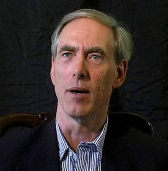 Philip Hinchcliffe (Producer, 1974–1977)Hinchcliffe, responsible for the acclaimed "Gothic horror" era with Tom Baker's early stories (e.g., Pyramids of Mars, The Talons of Weng-Chiang), has been one of the most vocal classic producers on the revival.
1.Key points.