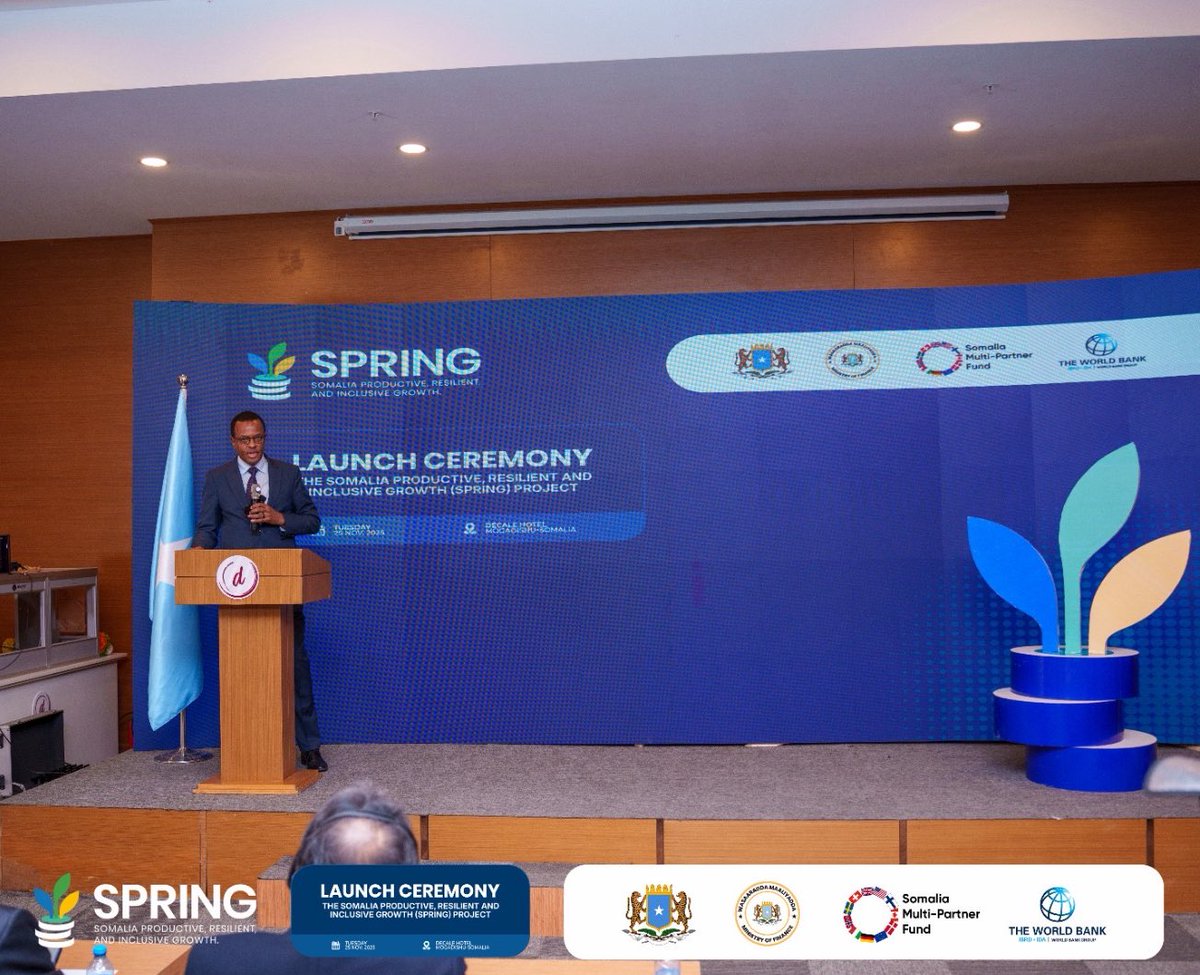 SPRING_MOF_SOM's tweet image. CBS Governor Mr. Abdirahman M. Abdullahi notes the importance of SPRING’s vision, emphasizing the need for microfinance policies, and strengthened RSM policies. He also extends appreciation to all Somali partners driving this progress. #SPRINGProject #Somalia #CBS #FinanceReform