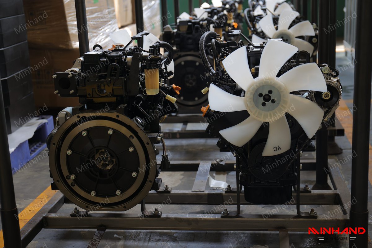 MINHAND2025's tweet image. 🚜 MH925H: compact loader, tipping 950kg, operating 333kg, Yanmar diesel, versatile &amp;amp; durable for construction, landscaping, and farm work.

📧 Bruce.liu@minhandintel.com
🌐 minhandequipment.com

#shandongminhand #mh925h #compactloader #constructionequipment